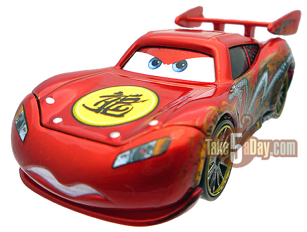 Voiture Cars Disney Pixar - Flash Mc Queen Édition dorée - Disney