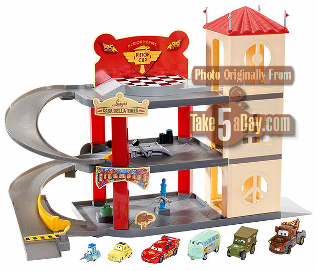 Take Five a Day » Blog Archive » Mattel Disney Pixar CARS 2: Kmart Holiday Garage – Regift …