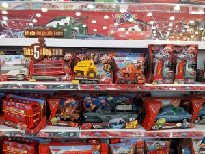 Take Five a Day » Blog Archive » Mattel Disney Pixar CARS 2: Colossus ...