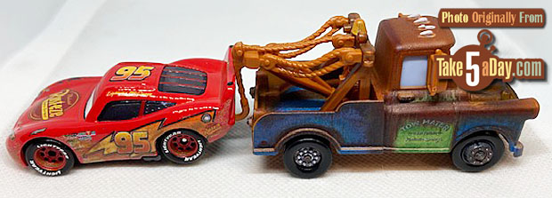 Cars 2 Transforming Mater RC Vehicle w/ working Tow hook & 15 phrases